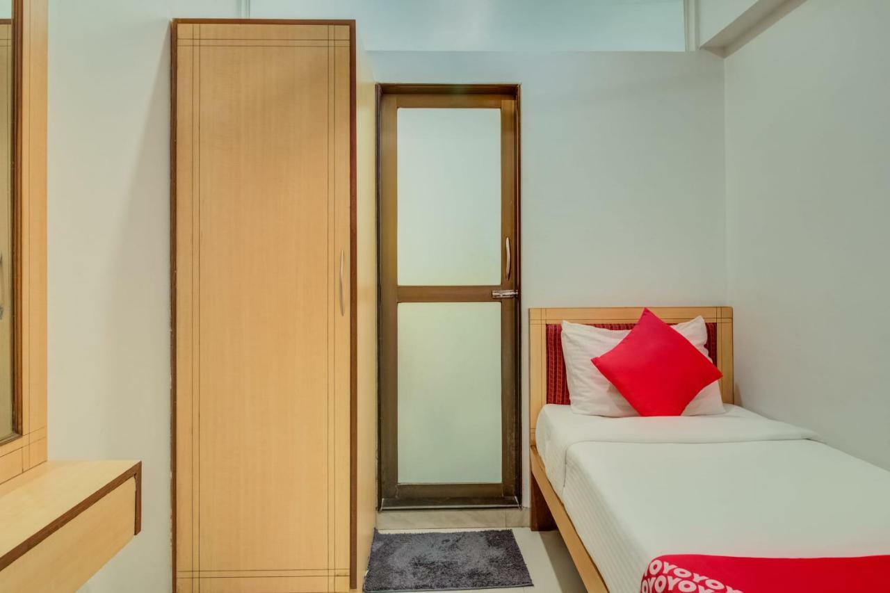 Oyo Flagship 572 Santacruz West Hotel Mumbai Ngoại thất bức ảnh